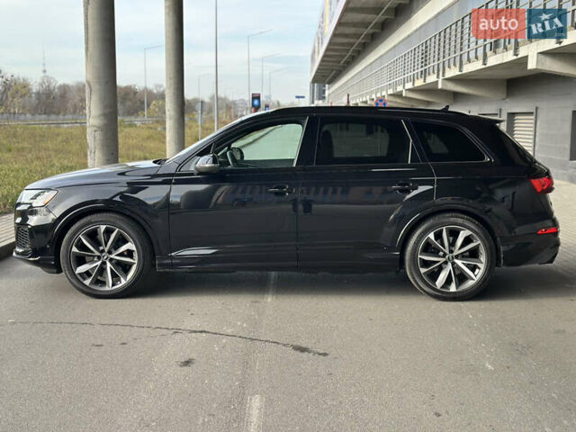 Черный Ауди SQ7, объемом двигателя 4 л и пробегом 105 тыс. км за 66600 $, фото 6 на Automoto.ua