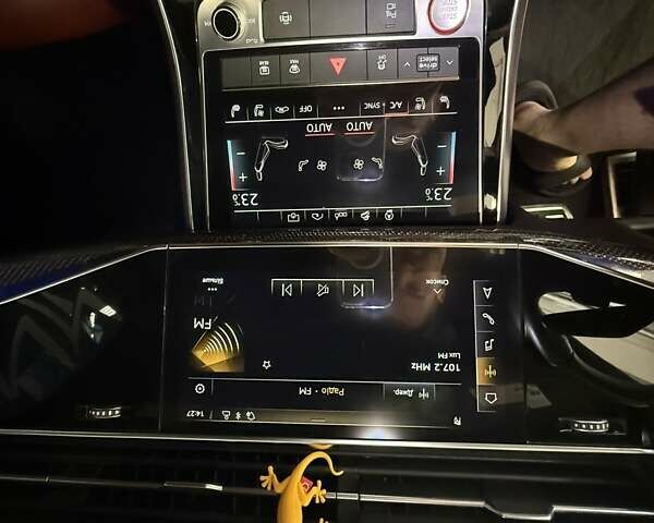 Чорний Ауді SQ7, об'ємом двигуна 4 л та пробігом 42 тис. км за 63999 $, фото 56 на Automoto.ua