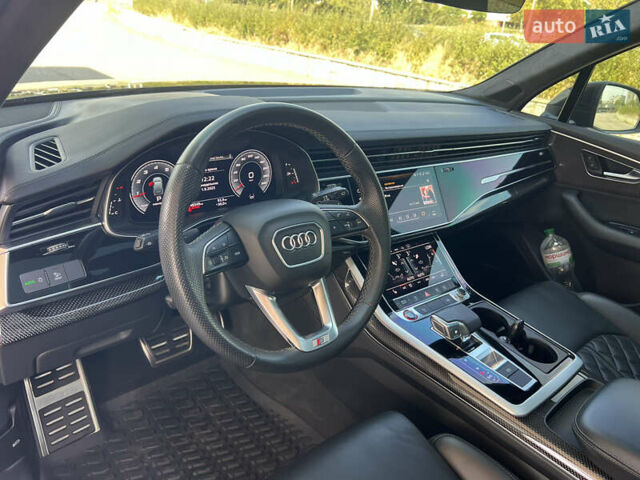 Черный Ауди SQ7, объемом двигателя 4 л и пробегом 48 тыс. км за 72500 $, фото 18 на Automoto.ua