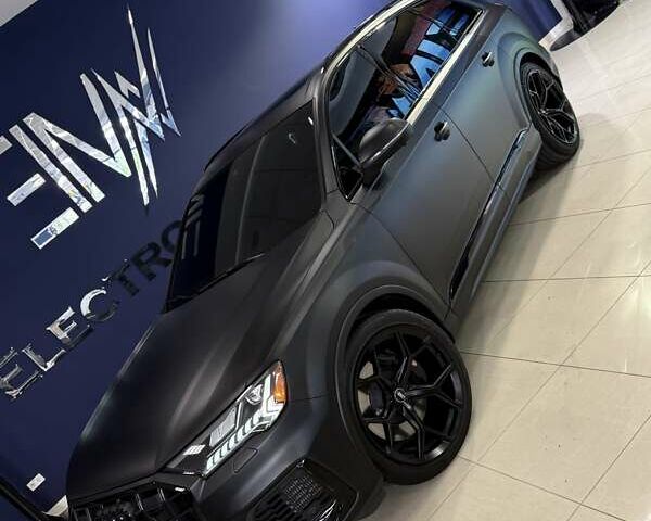 Чорний Ауді SQ7, об'ємом двигуна 4 л та пробігом 42 тис. км за 63999 $, фото 15 на Automoto.ua
