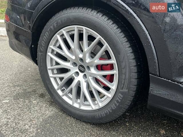 Чорний Ауді SQ7, об'ємом двигуна 3.96 л та пробігом 125 тис. км за 83500 $, фото 27 на Automoto.ua