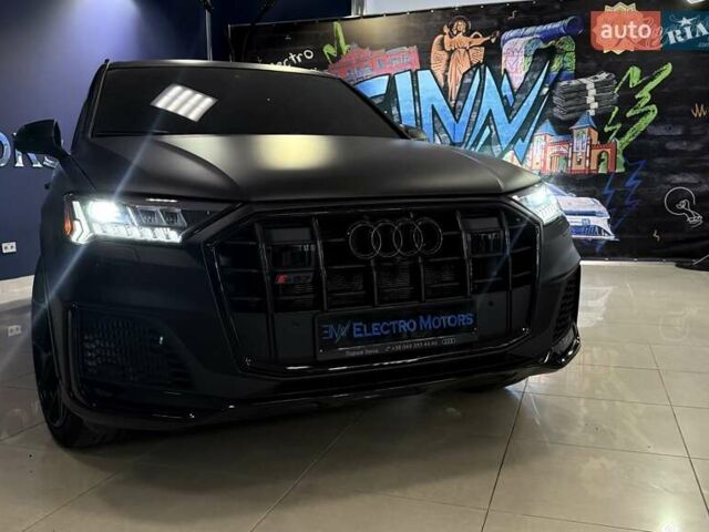 Чорний Ауді SQ7, об'ємом двигуна 4 л та пробігом 42 тис. км за 63999 $, фото 26 на Automoto.ua