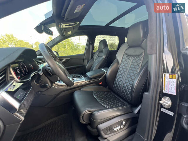 Черный Ауди SQ7, объемом двигателя 4 л и пробегом 48 тыс. км за 72500 $, фото 16 на Automoto.ua