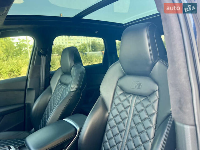 Черный Ауди SQ7, объемом двигателя 4 л и пробегом 48 тыс. км за 72500 $, фото 17 на Automoto.ua