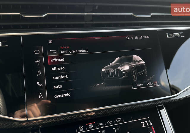 Черный Ауди SQ7, объемом двигателя 4 л и пробегом 105 тыс. км за 66600 $, фото 14 на Automoto.ua