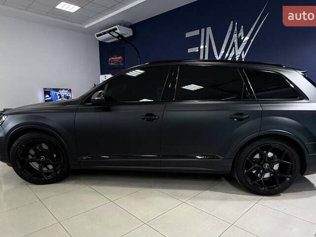 Чорний Ауді SQ7, об'ємом двигуна 4 л та пробігом 42 тис. км за 63999 $, фото 38 на Automoto.ua