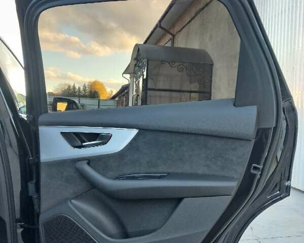 Черный Ауди SQ7, объемом двигателя 3.96 л и пробегом 112 тыс. км за 68992 $, фото 2 на Automoto.ua