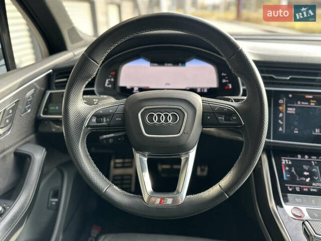 Черный Ауди SQ7, объемом двигателя 4 л и пробегом 105 тыс. км за 66600 $, фото 11 на Automoto.ua