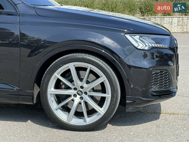 Черный Ауди SQ7, объемом двигателя 4 л и пробегом 48 тыс. км за 72500 $, фото 3 на Automoto.ua