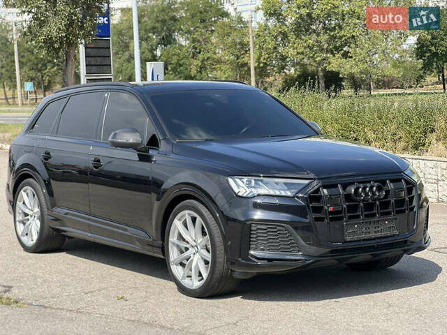 Черный Ауди SQ7, объемом двигателя 4 л и пробегом 48 тыс. км за 72500 $, фото 41 на Automoto.ua