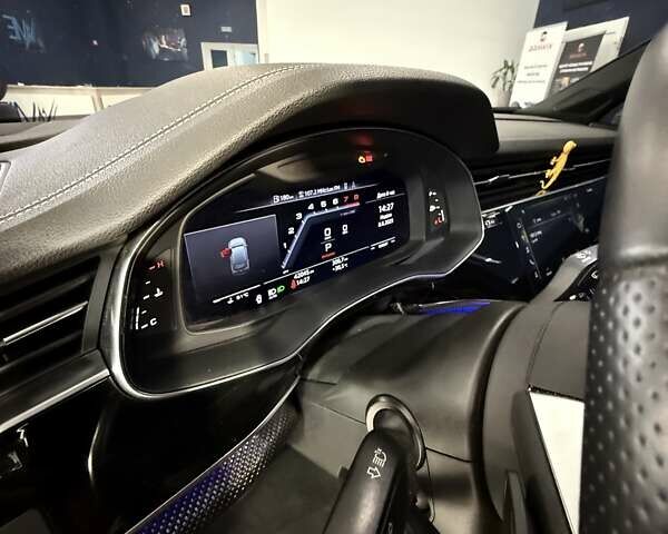 Чорний Ауді SQ7, об'ємом двигуна 4 л та пробігом 42 тис. км за 63999 $, фото 53 на Automoto.ua