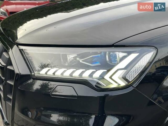 Чорний Ауді SQ7, об'ємом двигуна 3.96 л та пробігом 125 тис. км за 83500 $, фото 2 на Automoto.ua