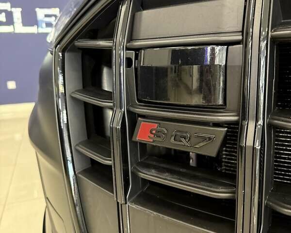 Чорний Ауді SQ7, об'ємом двигуна 4 л та пробігом 42 тис. км за 63999 $, фото 35 на Automoto.ua