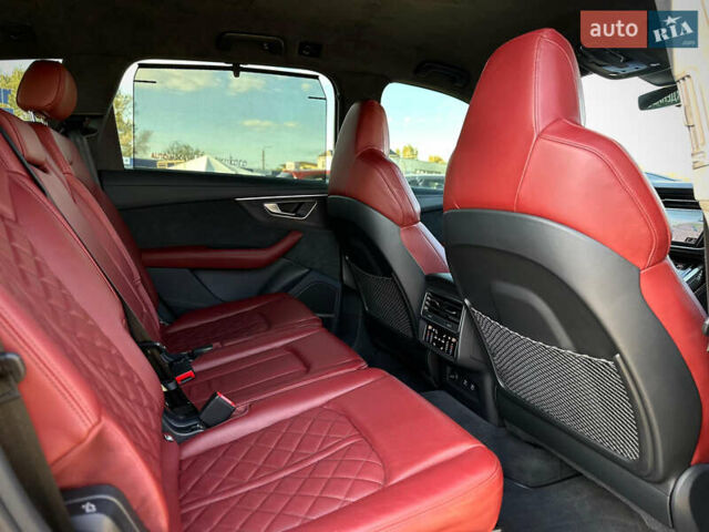 Черный Ауди SQ7, объемом двигателя 4 л и пробегом 83 тыс. км за 73800 $, фото 67 на Automoto.ua