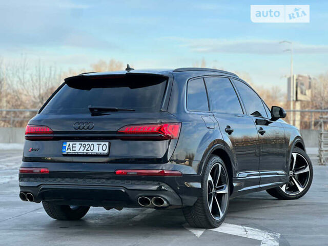 Чорний Ауді SQ7, об'ємом двигуна 4 л та пробігом 67 тис. км за 89999 $, фото 7 на Automoto.ua