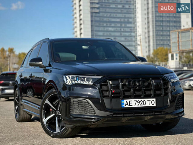 Черный Ауди SQ7, объемом двигателя 4 л и пробегом 83 тыс. км за 73800 $, фото 16 на Automoto.ua