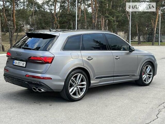 Чорний Ауді SQ7, об'ємом двигуна 4 л та пробігом 39 тис. км за 120000 $, фото 4 на Automoto.ua