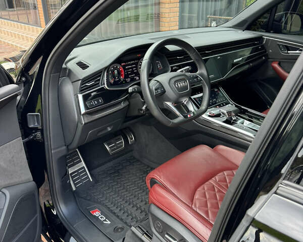 Черный Ауди SQ7, объемом двигателя 4 л и пробегом 81 тыс. км за 72500 $, фото 19 на Automoto.ua