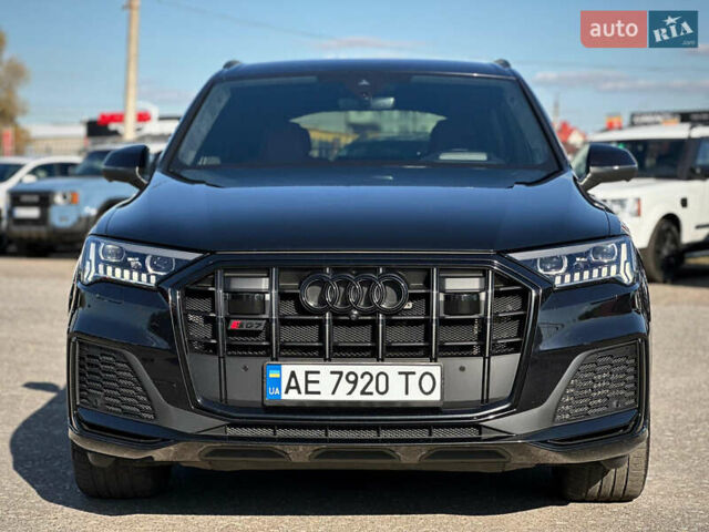 Черный Ауди SQ7, объемом двигателя 4 л и пробегом 83 тыс. км за 73800 $, фото 1 на Automoto.ua