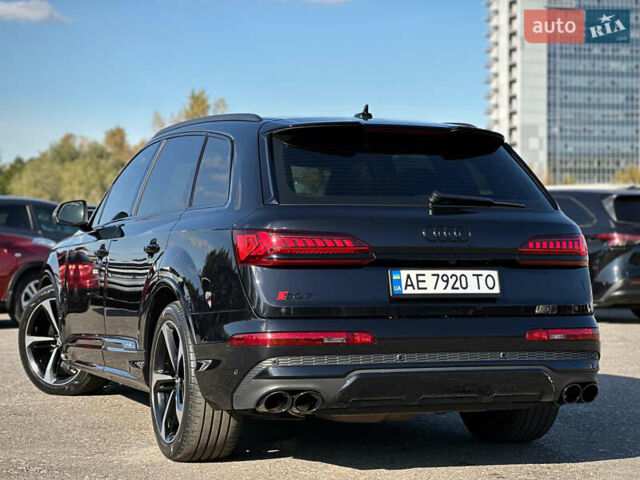 Черный Ауди SQ7, объемом двигателя 4 л и пробегом 83 тыс. км за 73800 $, фото 25 на Automoto.ua