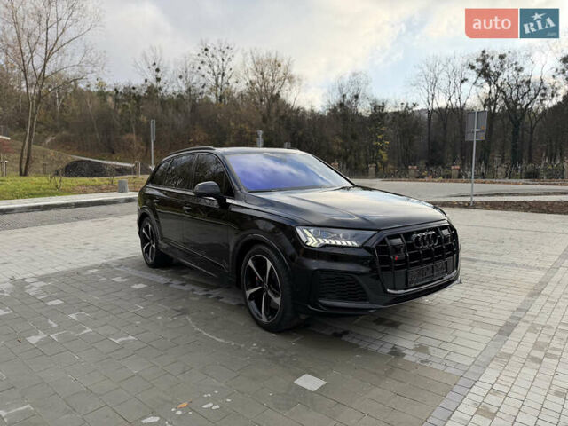 Черный Ауди SQ7, объемом двигателя 4 л и пробегом 61 тыс. км за 73500 $, фото 2 на Automoto.ua