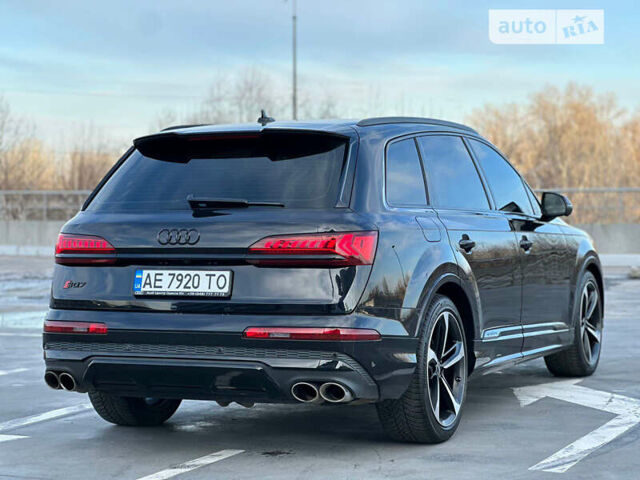 Чорний Ауді SQ7, об'ємом двигуна 4 л та пробігом 67 тис. км за 89999 $, фото 18 на Automoto.ua