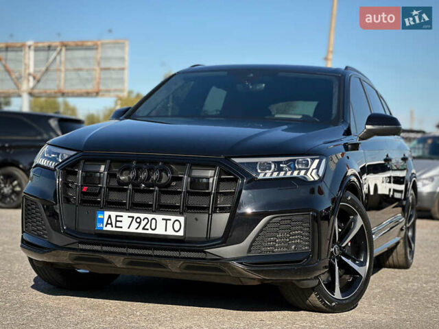 Черный Ауди SQ7, объемом двигателя 4 л и пробегом 83 тыс. км за 73800 $, фото 7 на Automoto.ua