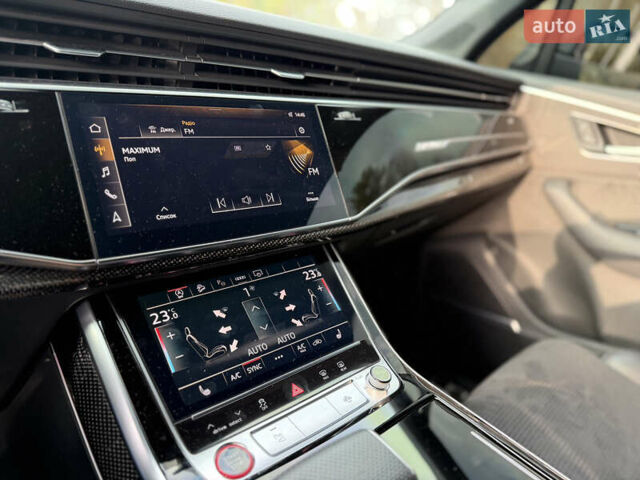 Черный Ауди SQ7, объемом двигателя 4 л и пробегом 61 тыс. км за 73500 $, фото 25 на Automoto.ua