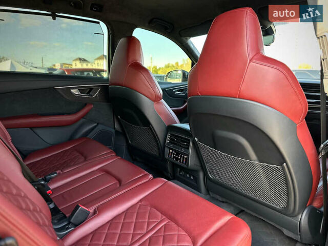 Черный Ауди SQ7, объемом двигателя 4 л и пробегом 83 тыс. км за 73800 $, фото 68 на Automoto.ua