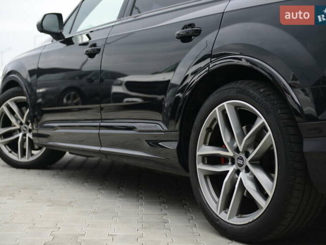 Чорний Ауді SQ7, об'ємом двигуна 3.96 л та пробігом 140 тис. км за 80500 $, фото 3 на Automoto.ua