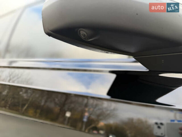 Черный Ауди SQ7, объемом двигателя 4 л и пробегом 61 тыс. км за 73500 $, фото 11 на Automoto.ua