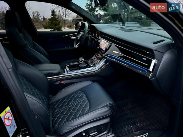Чорний Ауді SQ7, об'ємом двигуна 4 л та пробігом 43 тис. км за 99000 $, фото 45 на Automoto.ua