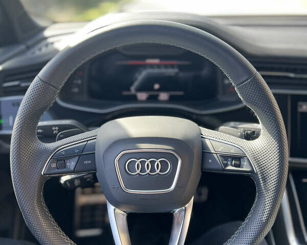 Чорний Ауді SQ7, об'ємом двигуна 4 л та пробігом 16 тис. км за 76099 $, фото 18 на Automoto.ua