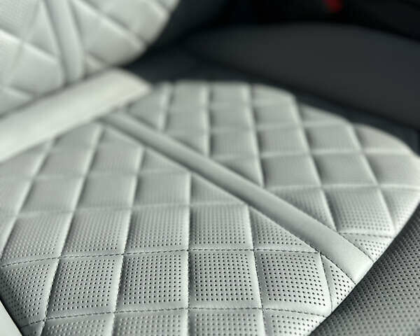 Чорний Ауді SQ7, об'ємом двигуна 4 л та пробігом 16 тис. км за 76099 $, фото 23 на Automoto.ua