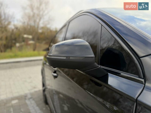 Черный Ауди SQ7, объемом двигателя 4 л и пробегом 61 тыс. км за 73500 $, фото 3 на Automoto.ua