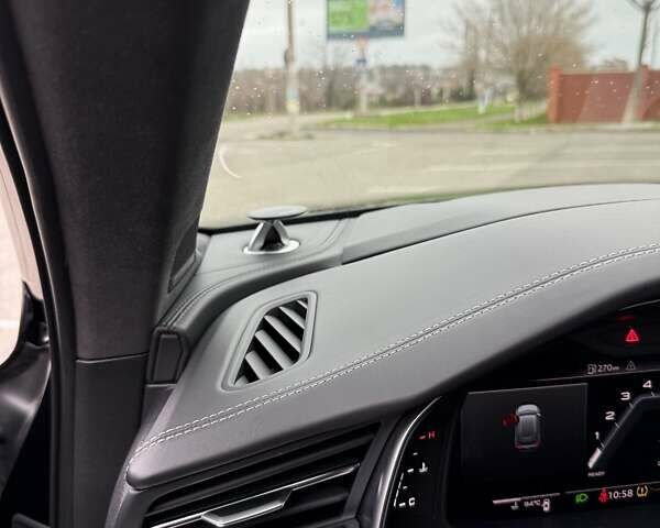 Черный Ауди SQ7, объемом двигателя 4 л и пробегом 65 тыс. км за 89999 $, фото 13 на Automoto.ua