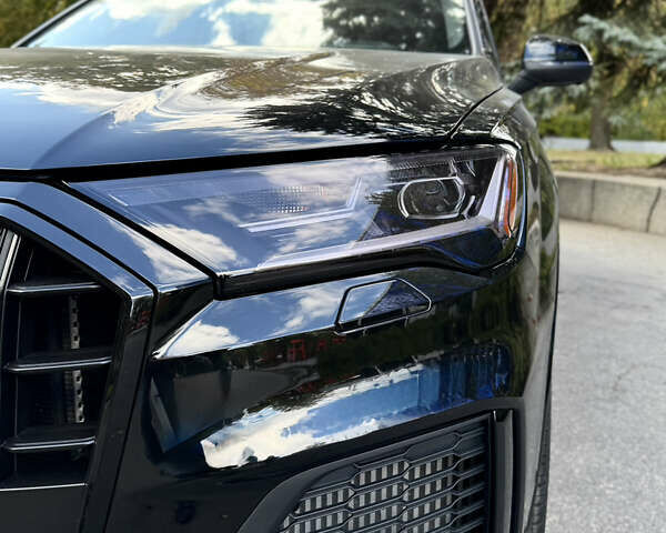 Черный Ауди SQ7, объемом двигателя 4 л и пробегом 21 тыс. км за 84500 $, фото 5 на Automoto.ua