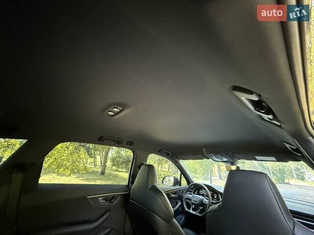 Чорний Ауді SQ7, об'ємом двигуна 4 л та пробігом 70 тис. км за 85950 $, фото 85 на Automoto.ua