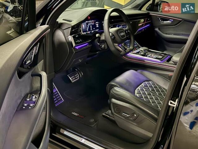 Чорний Ауді SQ7, об'ємом двигуна 4 л та пробігом 70 тис. км за 85950 $, фото 57 на Automoto.ua
