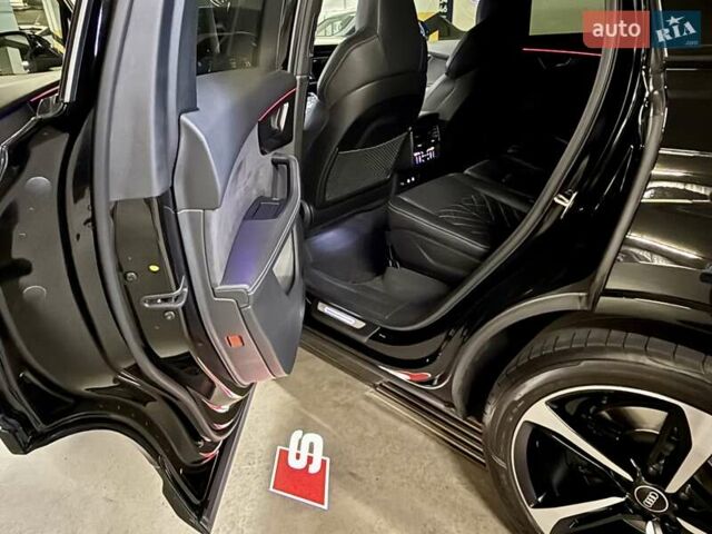 Чорний Ауді SQ7, об'ємом двигуна 4 л та пробігом 70 тис. км за 85950 $, фото 122 на Automoto.ua