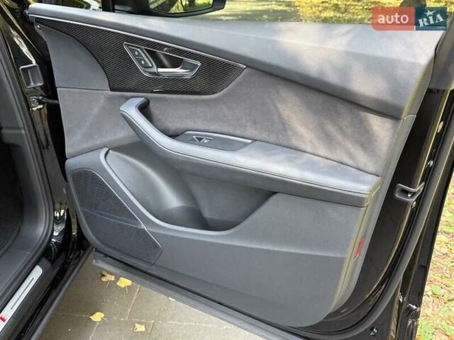 Чорний Ауді SQ7, об'ємом двигуна 4 л та пробігом 70 тис. км за 85950 $, фото 86 на Automoto.ua