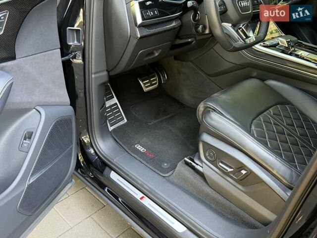 Чорний Ауді SQ7, об'ємом двигуна 4 л та пробігом 70 тис. км за 85950 $, фото 56 на Automoto.ua