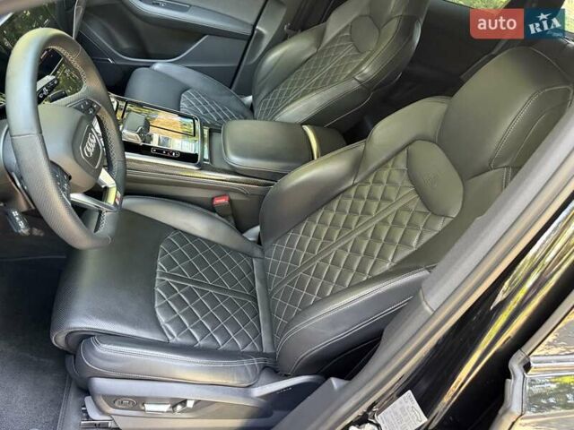 Чорний Ауді SQ7, об'ємом двигуна 4 л та пробігом 70 тис. км за 85950 $, фото 60 на Automoto.ua