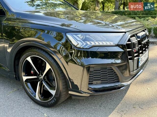 Чорний Ауді SQ7, об'ємом двигуна 4 л та пробігом 70 тис. км за 85950 $, фото 34 на Automoto.ua