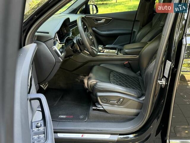 Чорний Ауді SQ7, об'ємом двигуна 4 л та пробігом 70 тис. км за 85950 $, фото 55 на Automoto.ua