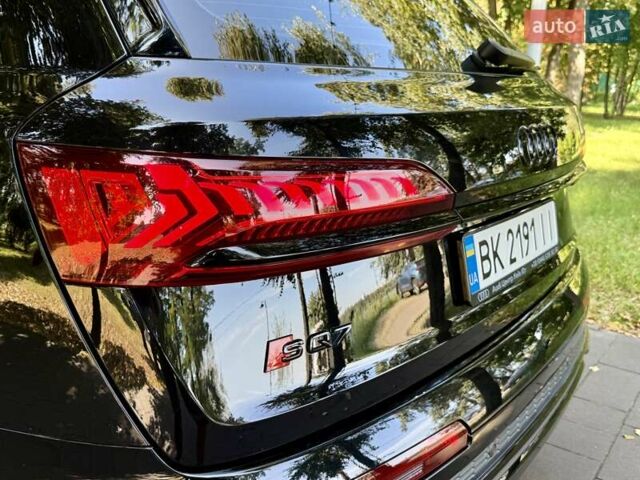 Чорний Ауді SQ7, об'ємом двигуна 4 л та пробігом 70 тис. км за 85950 $, фото 97 на Automoto.ua