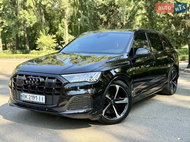 Чорний Ауді SQ7, об'ємом двигуна 4 л та пробігом 70 тис. км за 85950 $, фото 9 на Automoto.ua