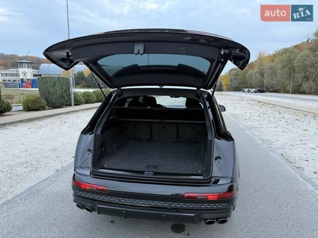 Черный Ауди SQ7, объемом двигателя 4 л и пробегом 20 тыс. км за 107000 $, фото 52 на Automoto.ua