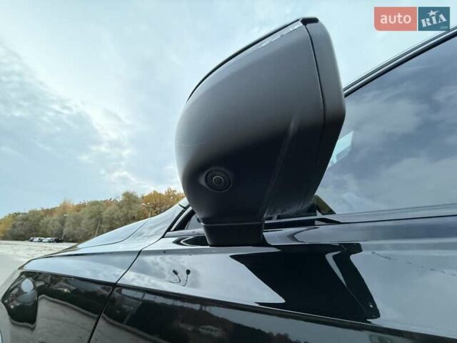 Черный Ауди SQ7, объемом двигателя 4 л и пробегом 20 тыс. км за 107000 $, фото 45 на Automoto.ua