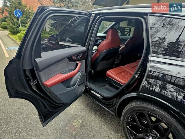 Чорний Ауді SQ7, об'ємом двигуна 4 л та пробігом 42 тис. км за 103000 $, фото 46 на Automoto.ua